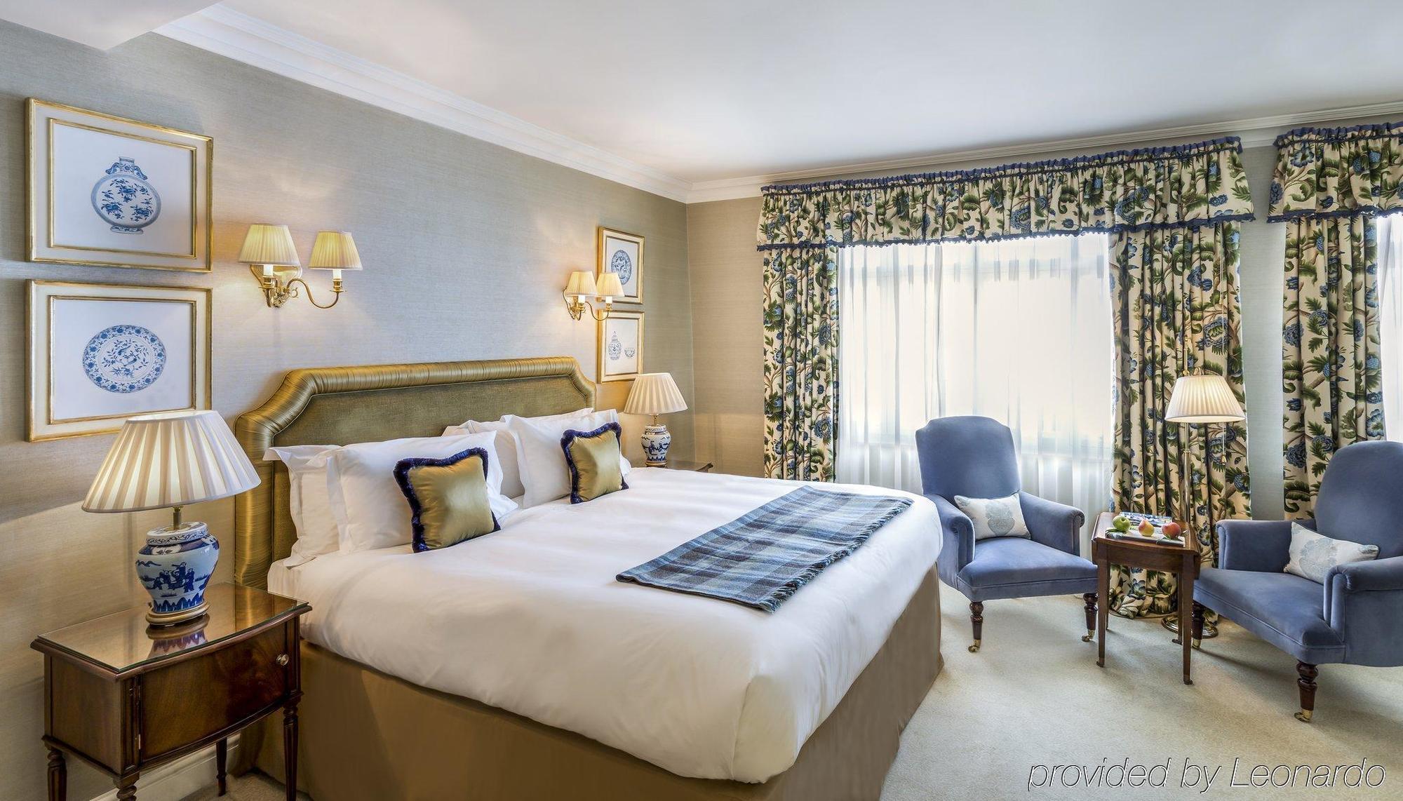 The Stafford London Hotel Luaran gambar A bedroom at the hotel