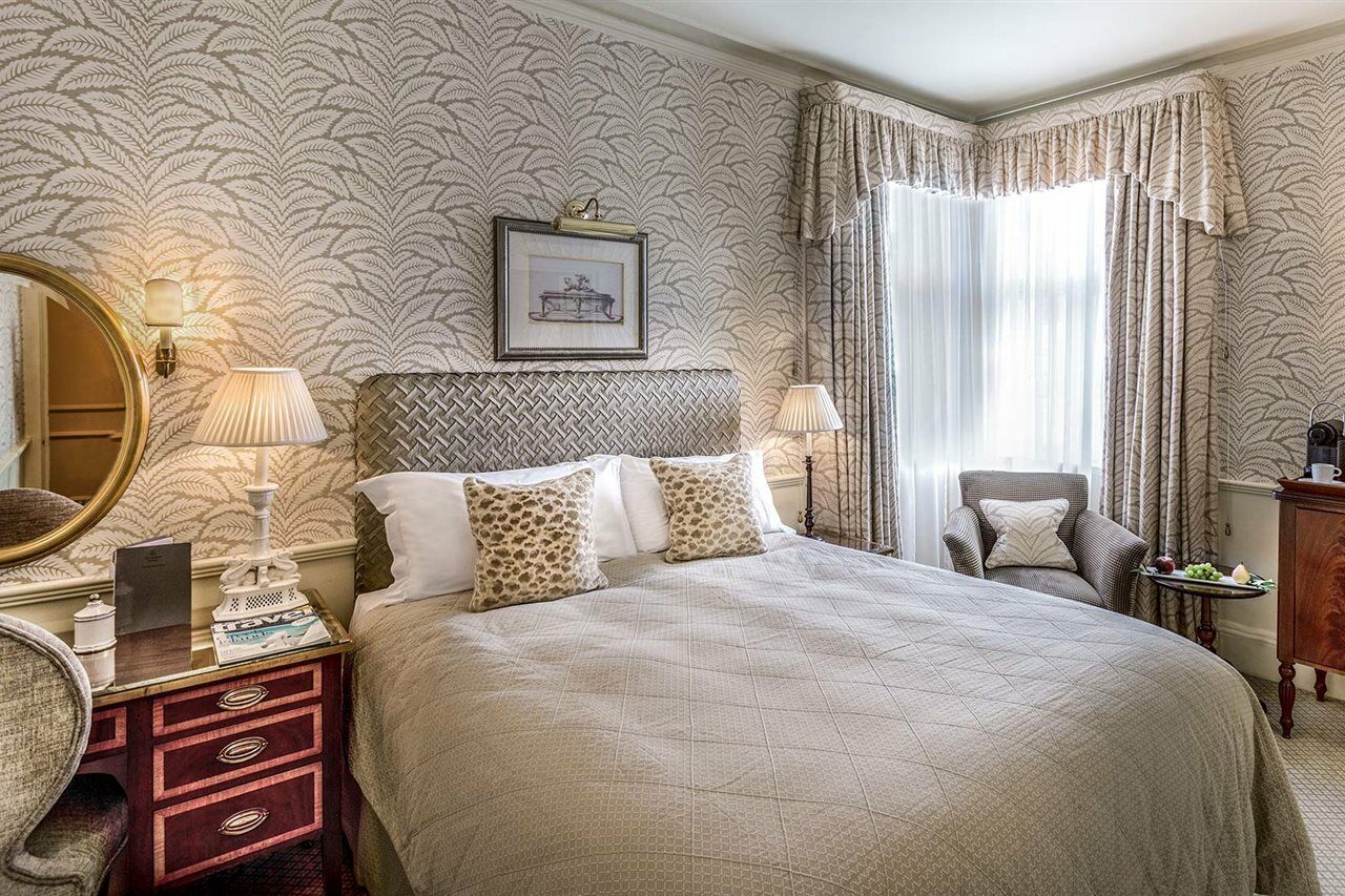 The Stafford London Hotel Luaran gambar A bedroom at the hotel